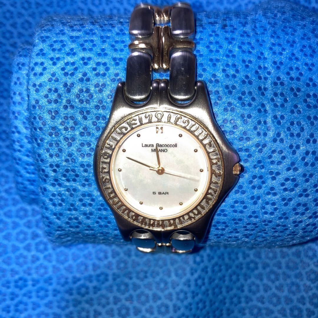 Laura Bacoccoli Milano Analog Quartz Women ラウラ・バコッコリ・ミラノ ローラバッコリーシェルコンビネーションwomen＆Menボーイ稼働中良品