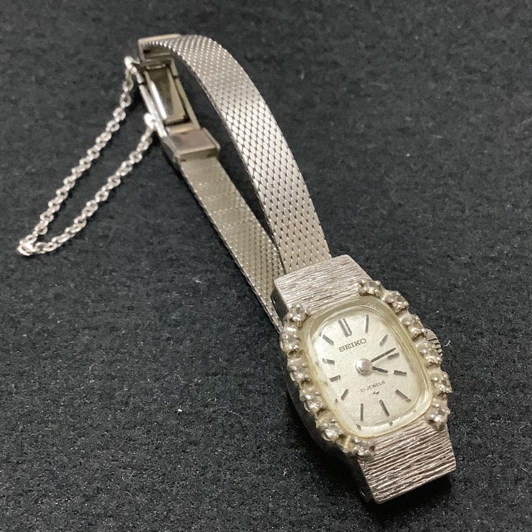 Seiko Analog Mechanical (Manual) Women