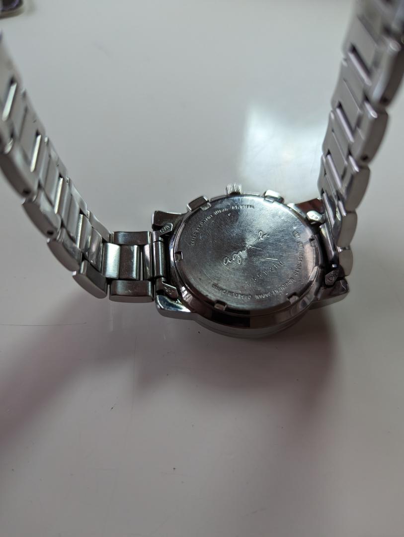 Agnes B. Analog Quartz Men