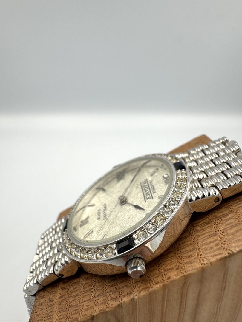 Elegance Analog Quartz Women Grandeur Watch