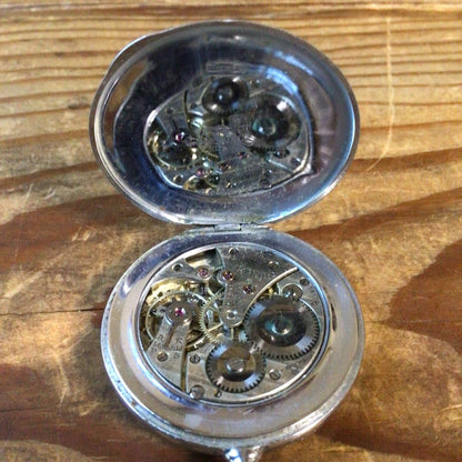 Tavern Analog Mechanical (Manual) Women