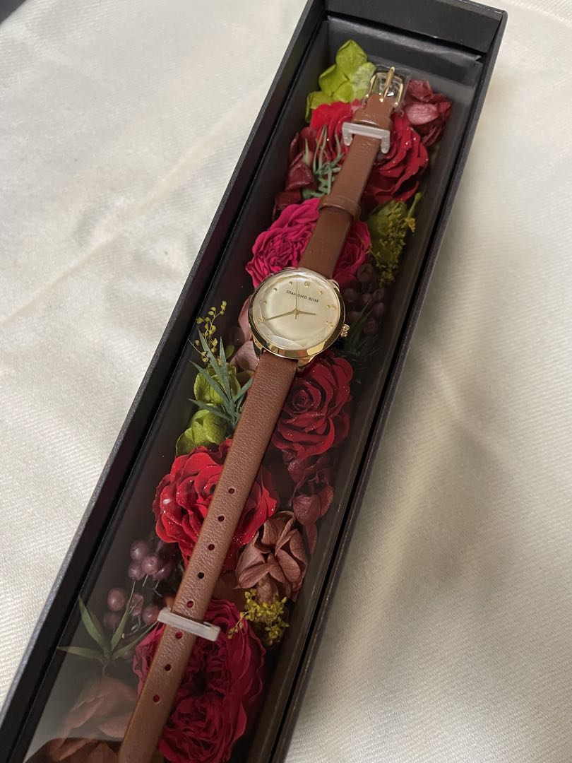 Amorosa Analog Quartz Women