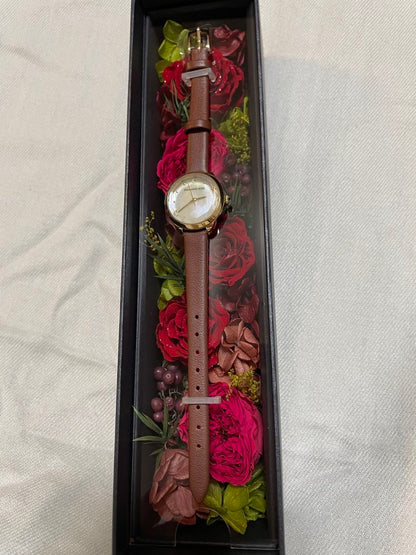 Amorosa Analog Quartz Women