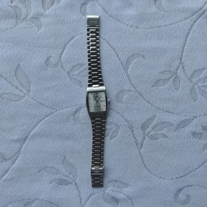 Citizen Q&q Analog Quartz Men