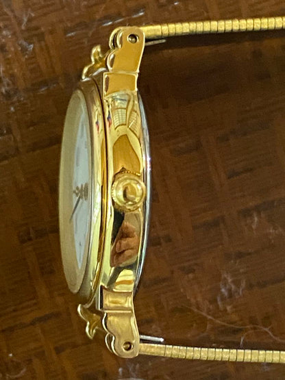 Seiko 1F21-5B50 Analog Quartz Women