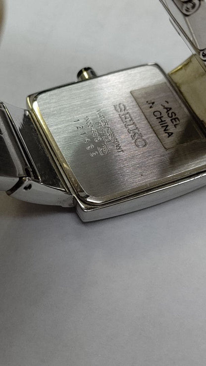 Seiko 1N00-6S10 Analog Quartz Women