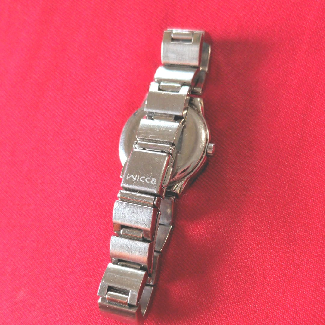 Citizen wicca Analog Solar Women