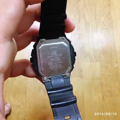 Casio Wave Ceptor Analog Quartz Men