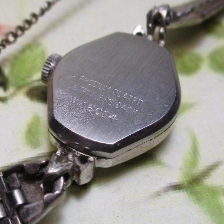 Orient Analog Mechanical (Manual) Women