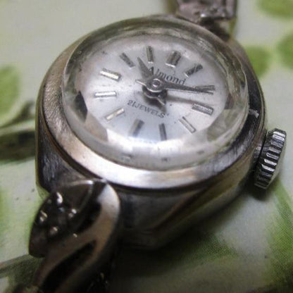 Orient Analog Mechanical (Manual) Women