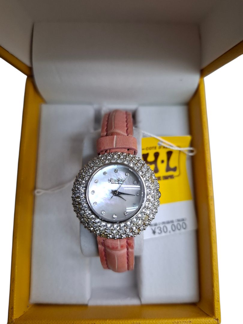 Vingti-et Analog Quartz Women