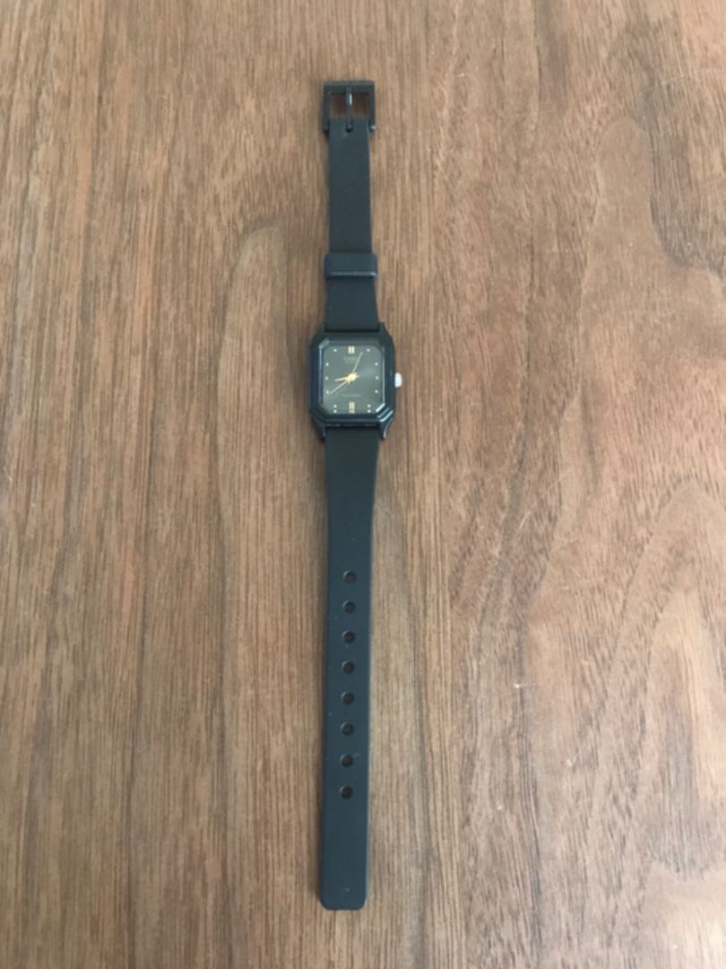 Casio LQ-142 Analog Quartz Women