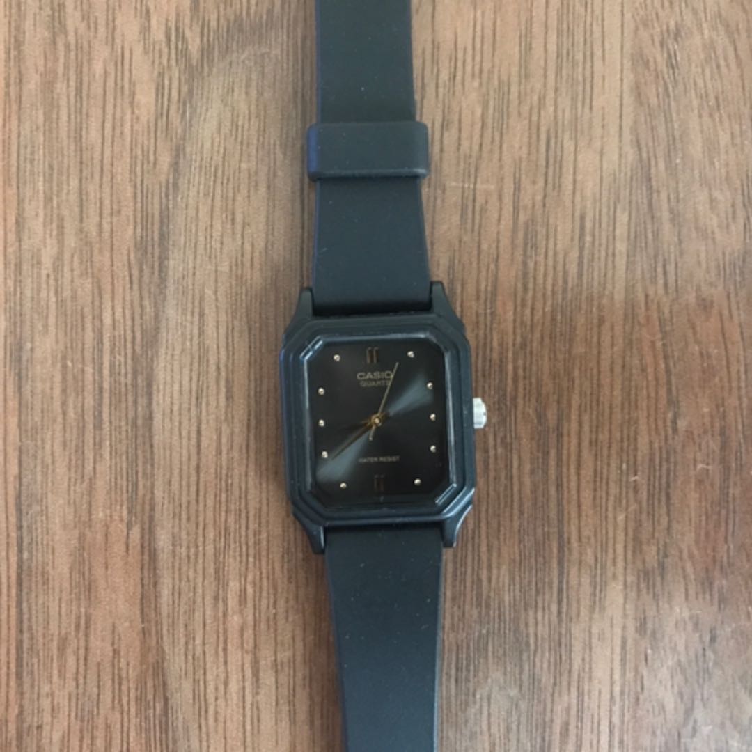 Casio LQ-142 Analog Quartz Women