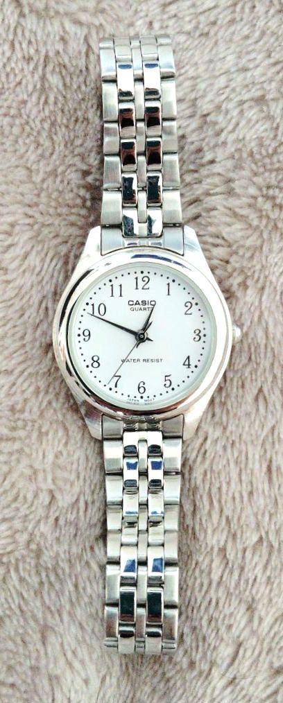 CASIO Analog Quartz Women