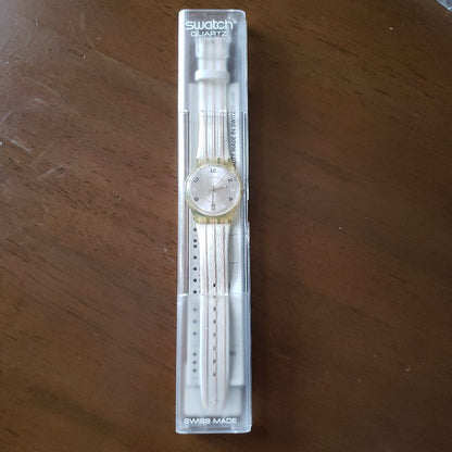 Swatch 2004 Analog Quartz Women