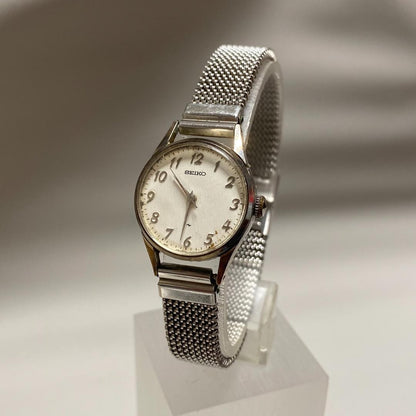 Seiko 6106-7580 Analog Mechanical (Automatic) Women
