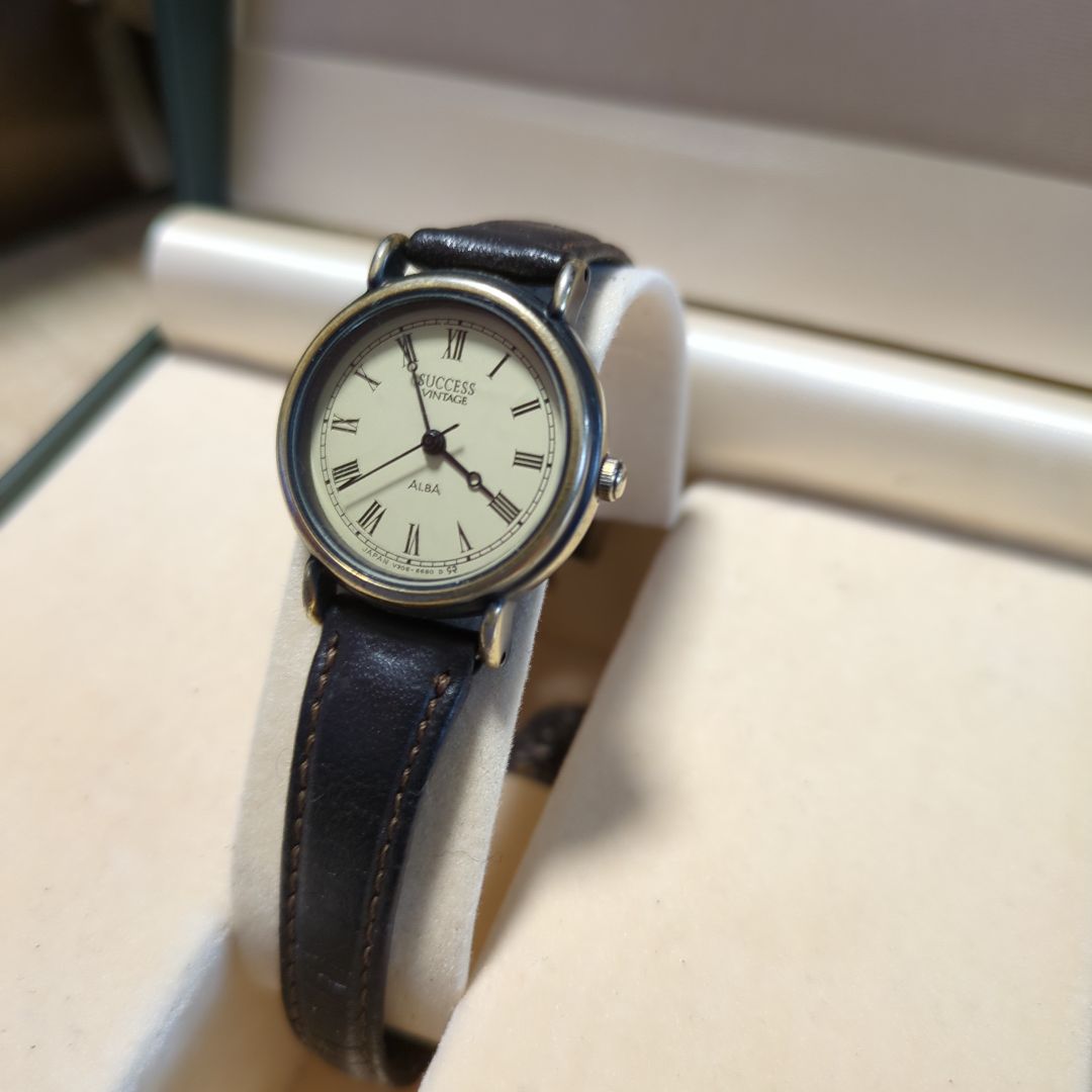 Seiko Alba Success SUCCESS V306-63B0 Analog Quartz Women