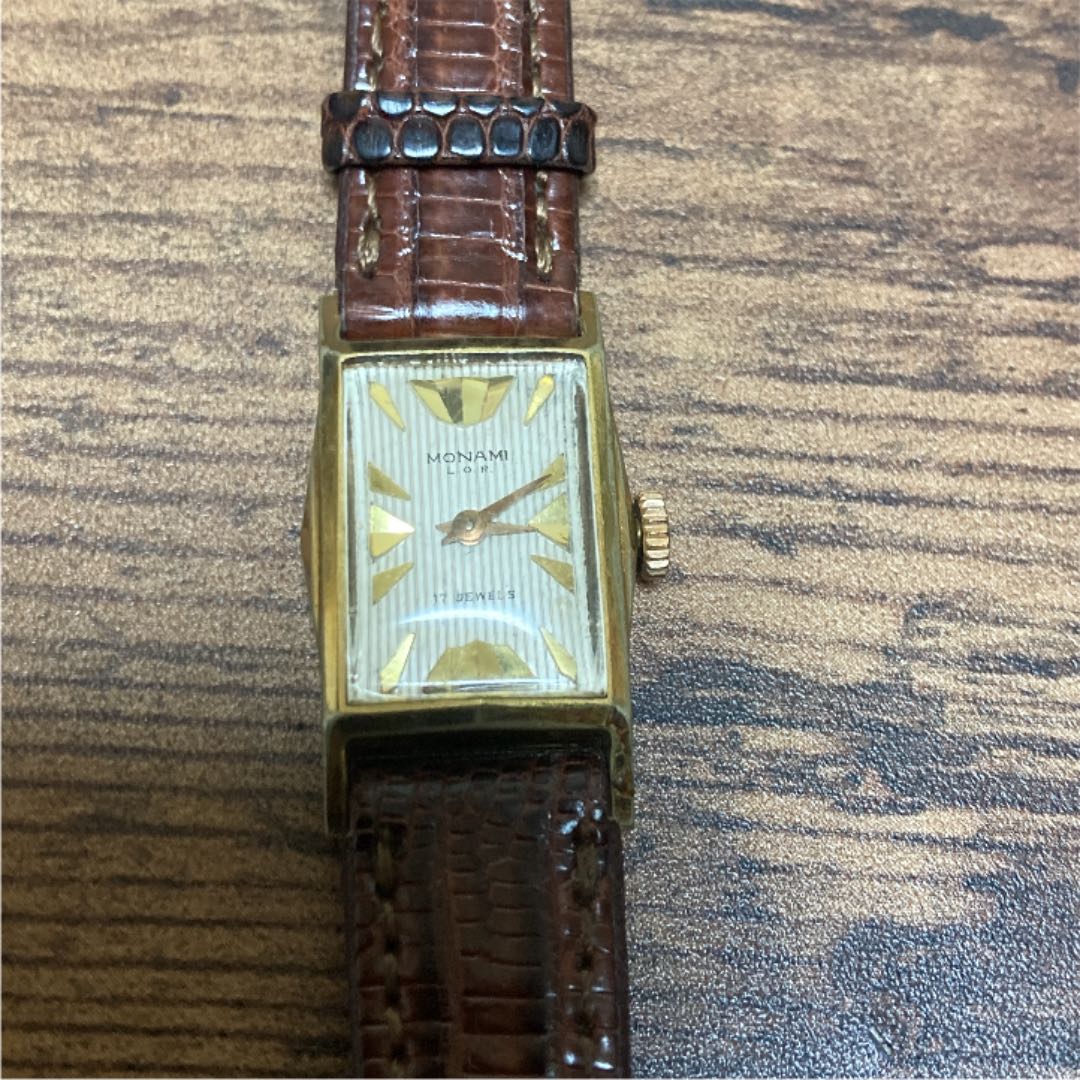 MONAMI Analog Mechanical (Manual) Women