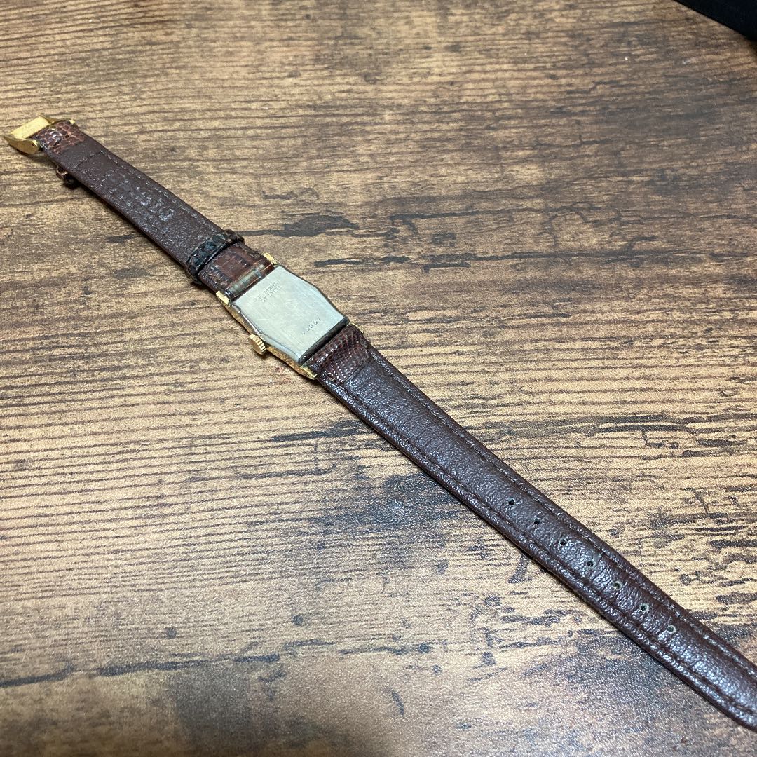 MONAMI Analog Mechanical (Manual) Women