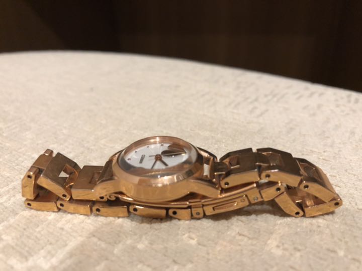Wired F wired AGDK070 Analog Quartz Women