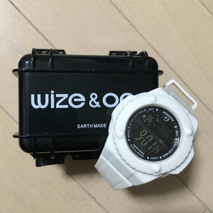 Wise and Open Digital Quartz Men