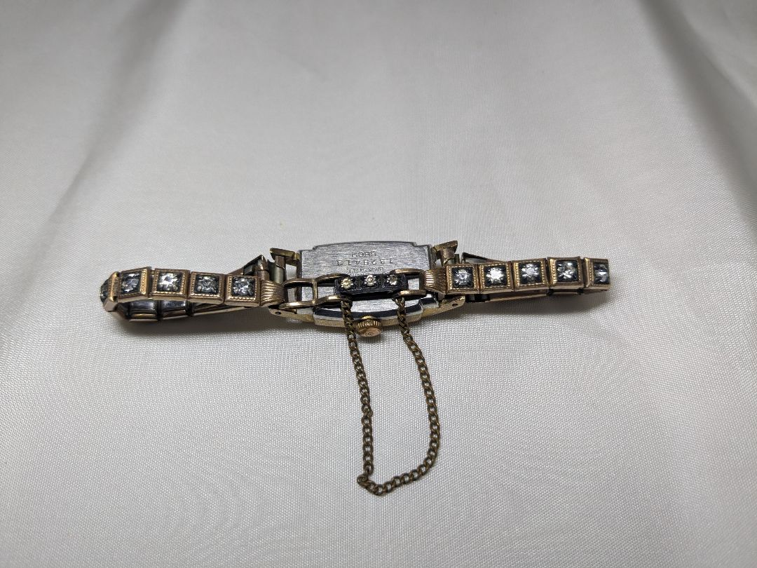 Seiko Venus Analog Mechanical (Manual) Women