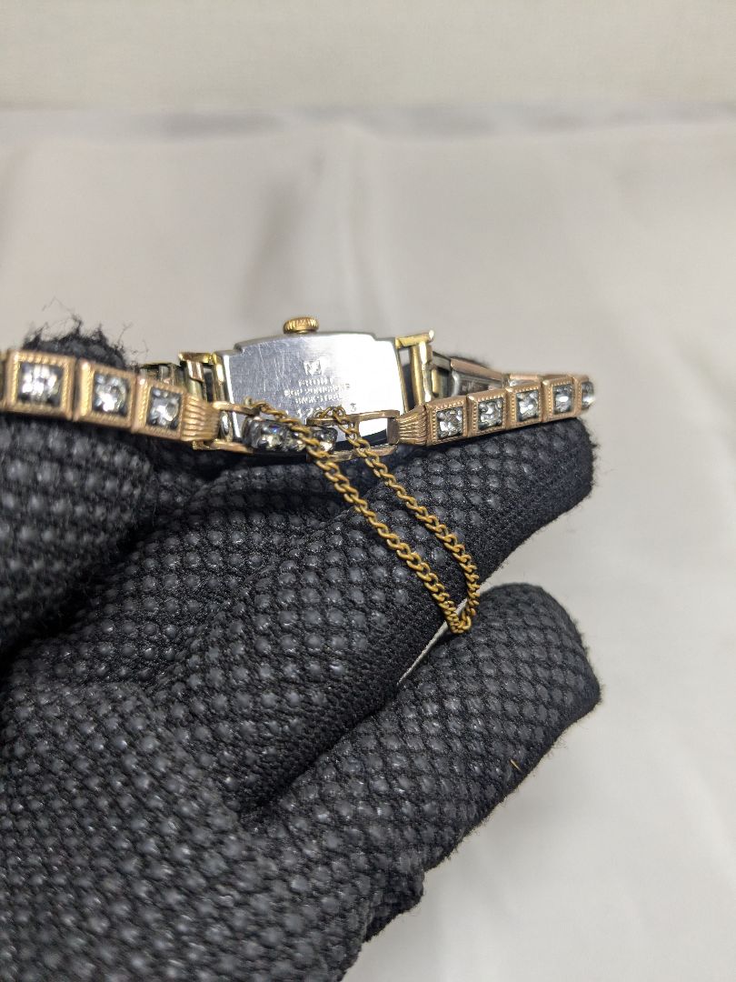 Seiko Venus Analog Mechanical (Manual) Women