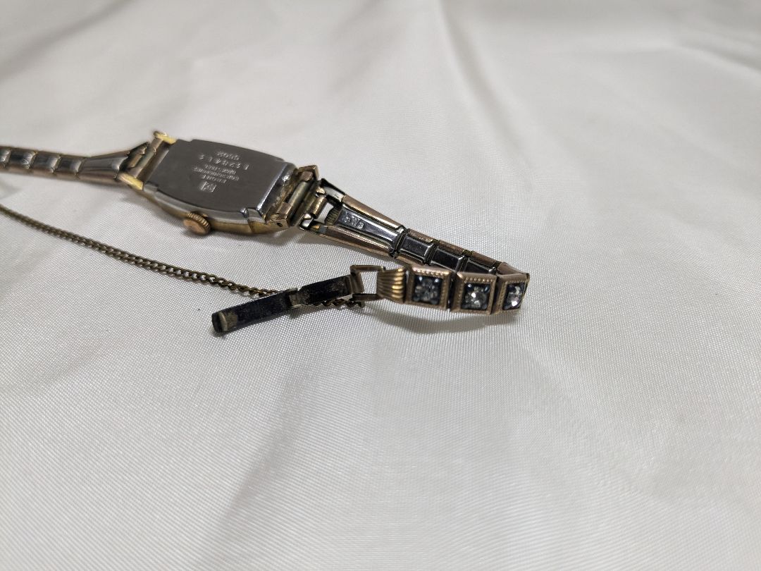 Seiko Venus Analog Mechanical (Manual) Women