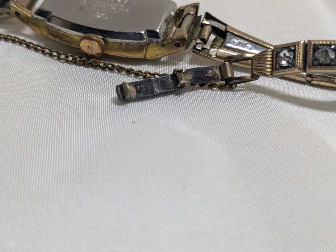 Seiko Venus Analog Mechanical (Manual) Women