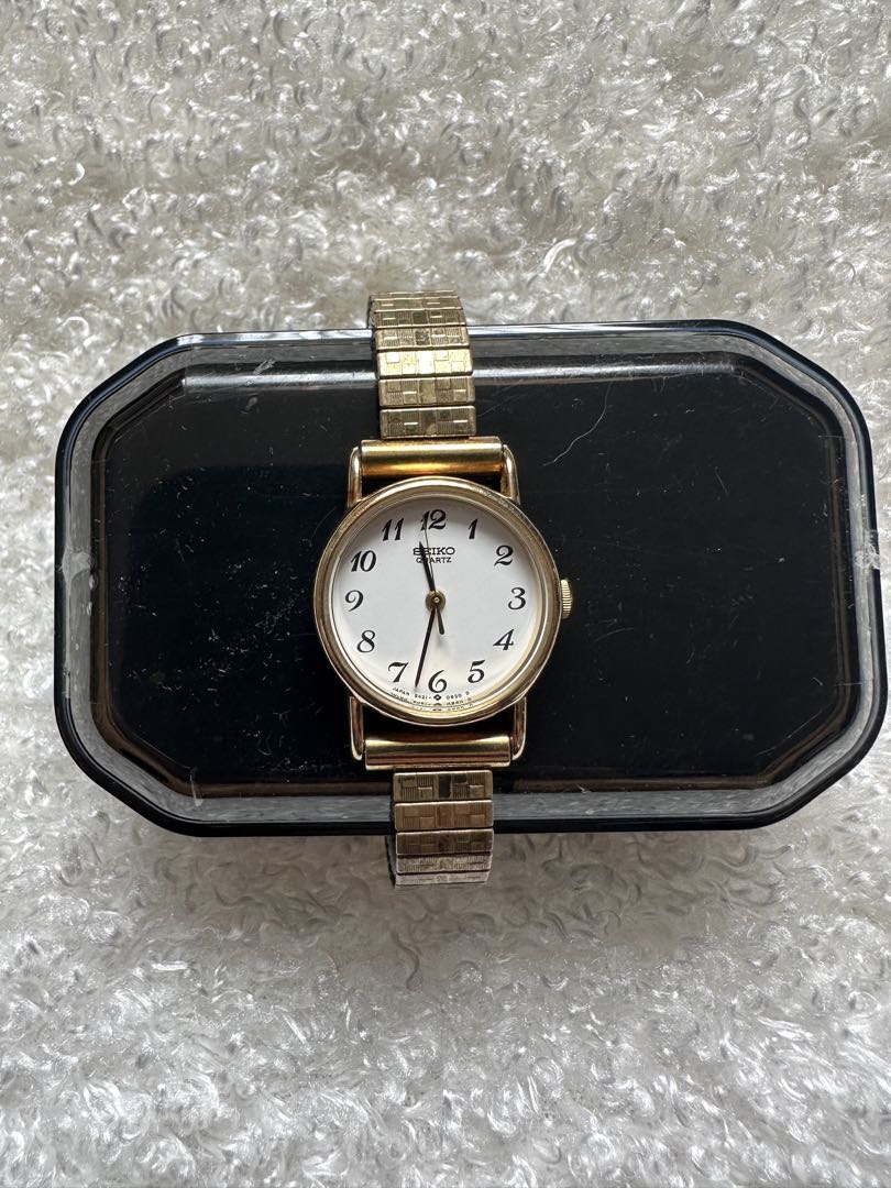 Seiko 5421-0120 Analog Quartz Women