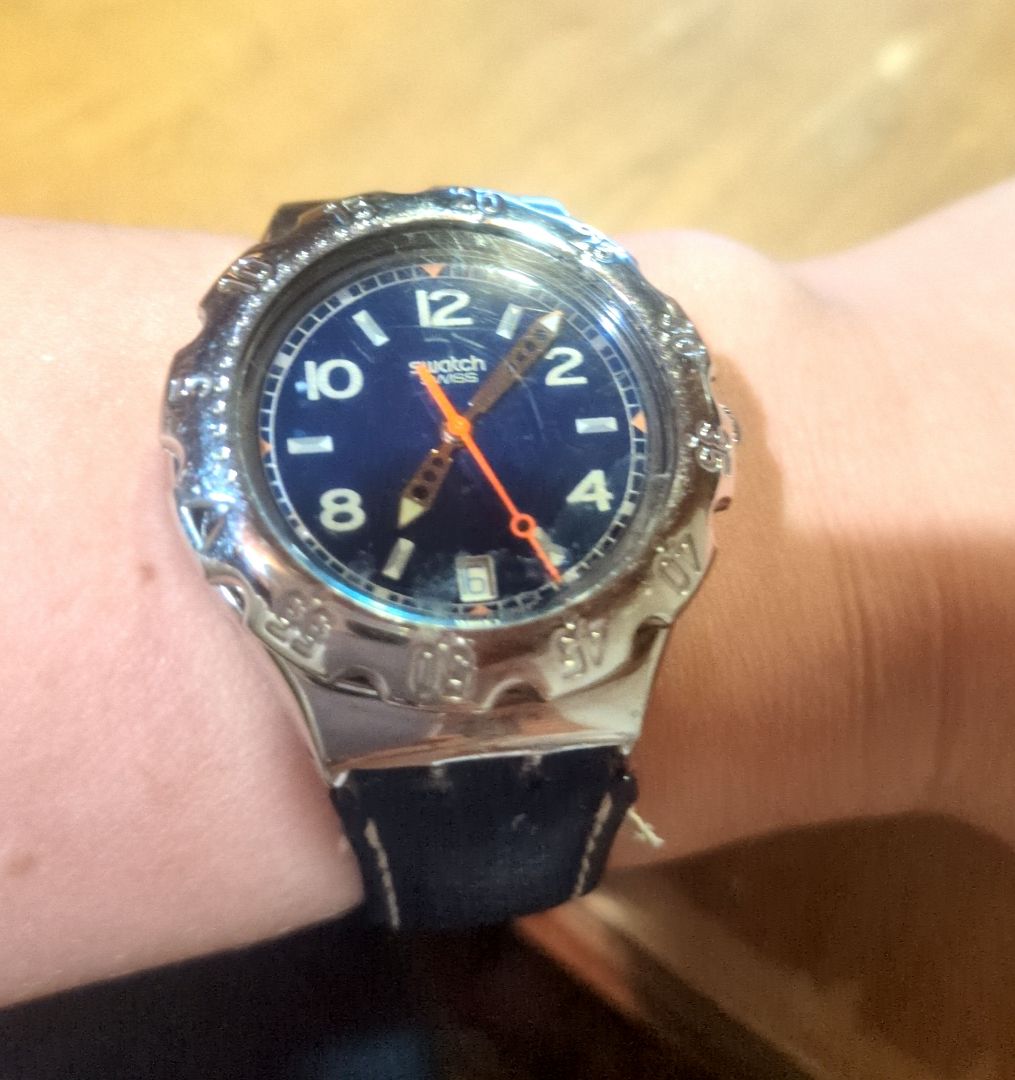 Swatch Analog Quartz Women