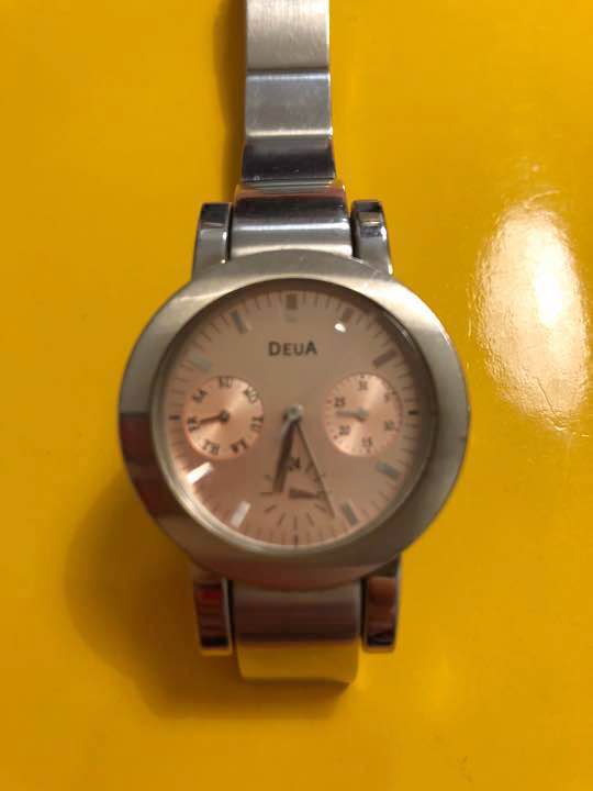 Seiko Deua Analog Quartz Women