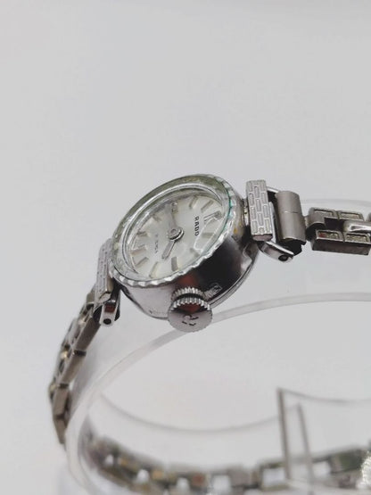 Analog Mechanical (Manual) Women Women Rado 21 Jewels Manual Winding Watch Silver Tone
