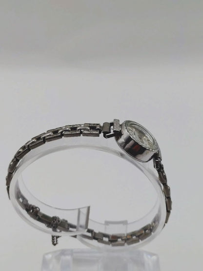 Analog Mechanical (Manual) Women Women Rado 21 Jewels Manual Winding Watch Silver Tone