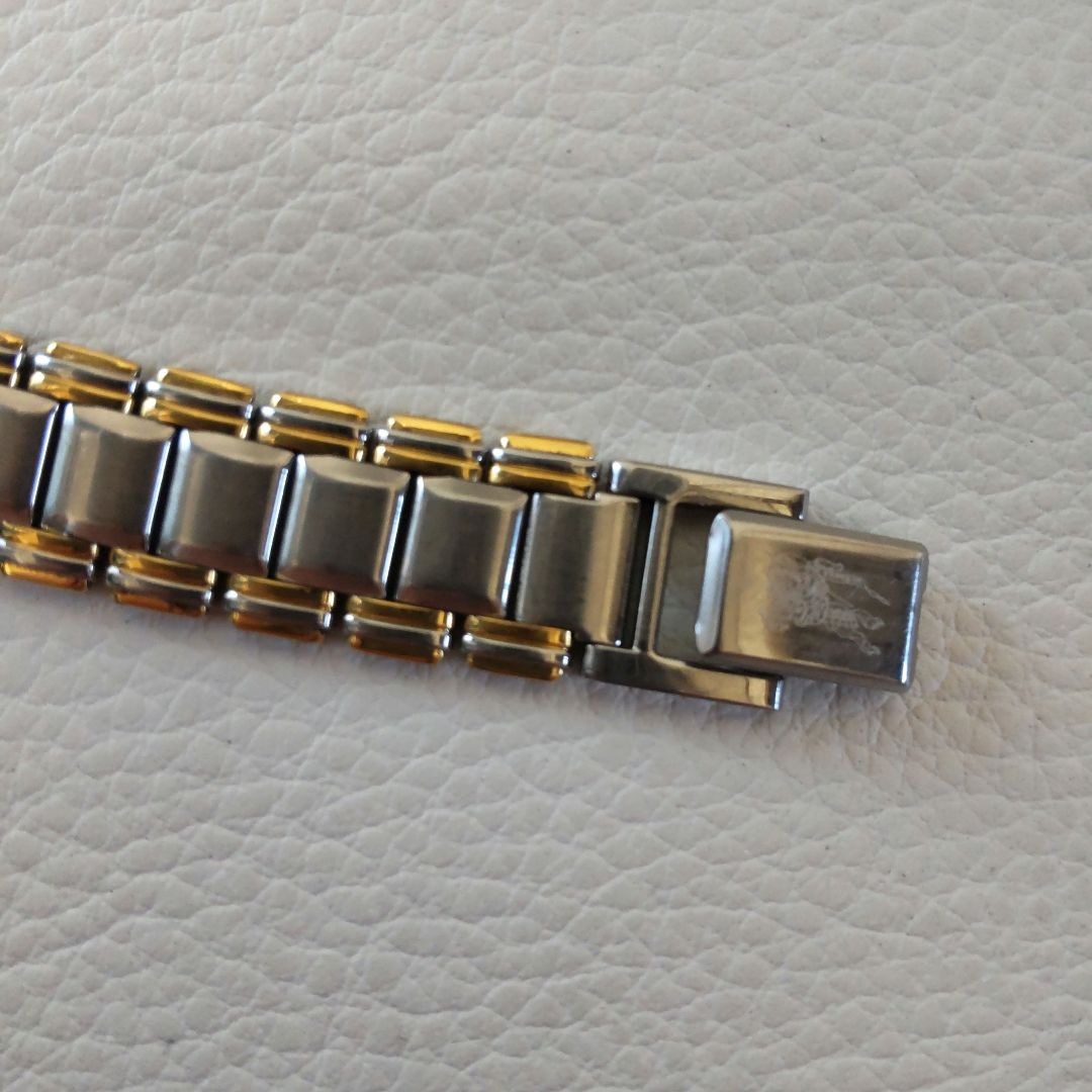 BURBERRY Analog Quartz Women