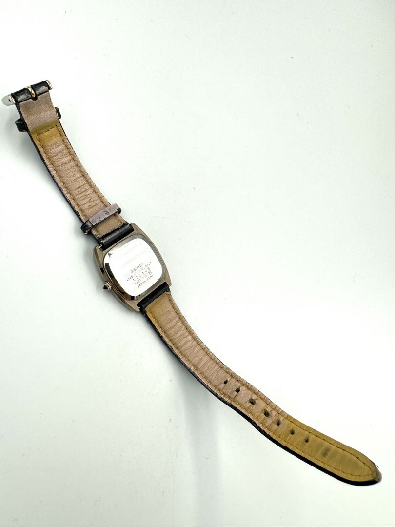Seiko Excelline 1421-5300 Analog Quartz Women