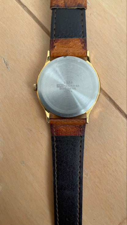 Fuji Tv Analog Quartz Men