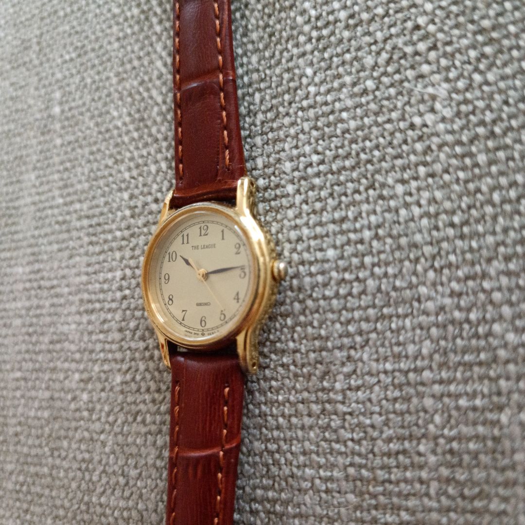 Seiko Analog Quartz Women