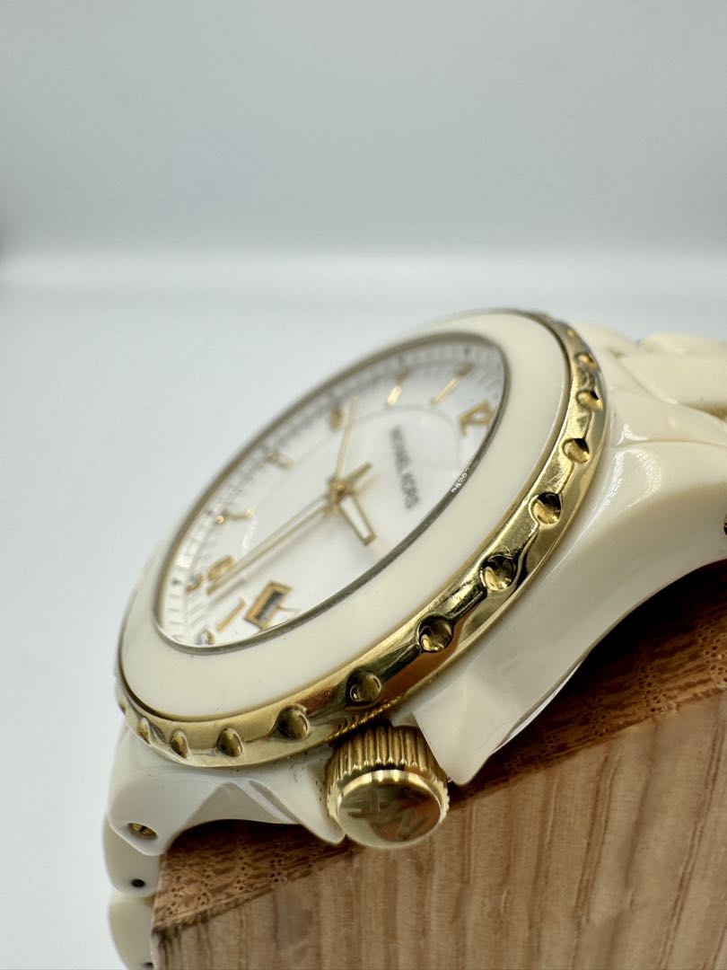 Michael Kors Analog Quartz Women Watch