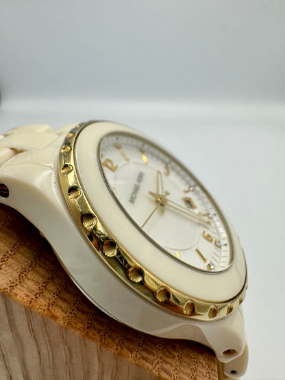 Michael Kors Analog Quartz Women Watch