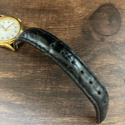 Seiko V701-1930 Analog Quartz Women