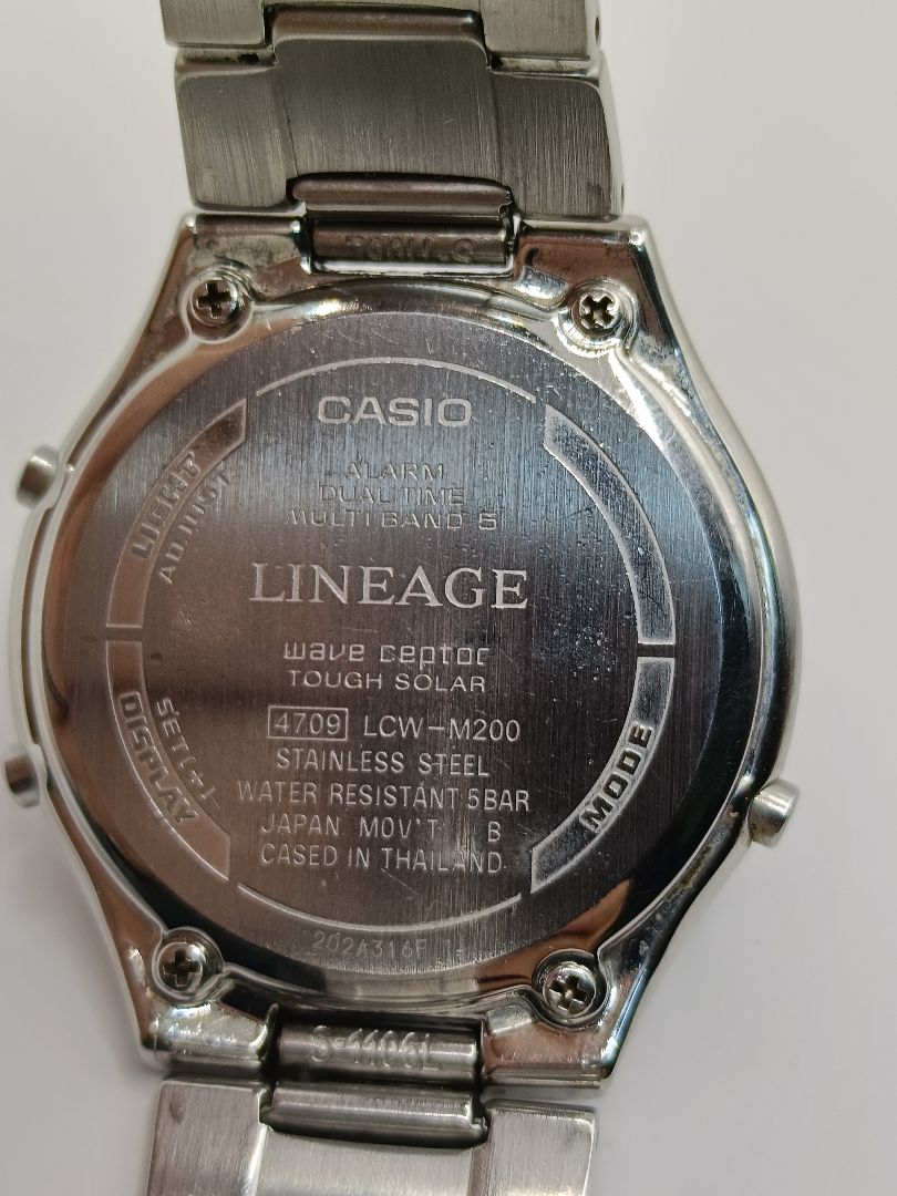 Casio Lineage LIW-011DJ-7AJF Digital Solar Men