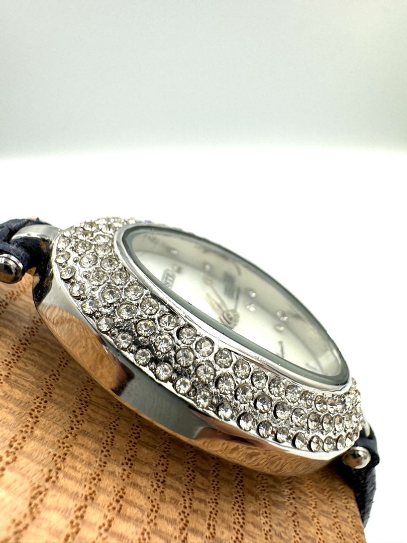 Abiste Analog Quartz Women Watch