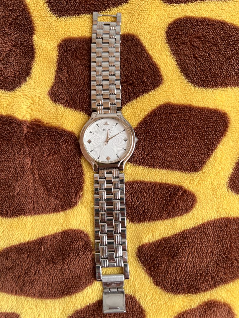 Seiko Analog Quartz Women