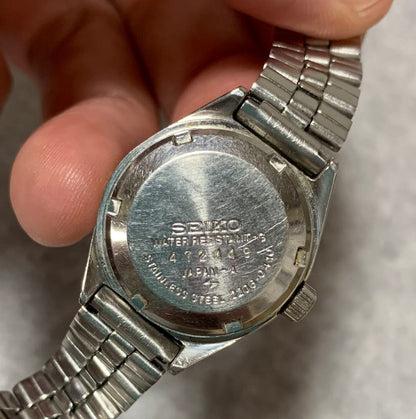 Seiko 2206-0410 Analog Mechanical (Manual) Women