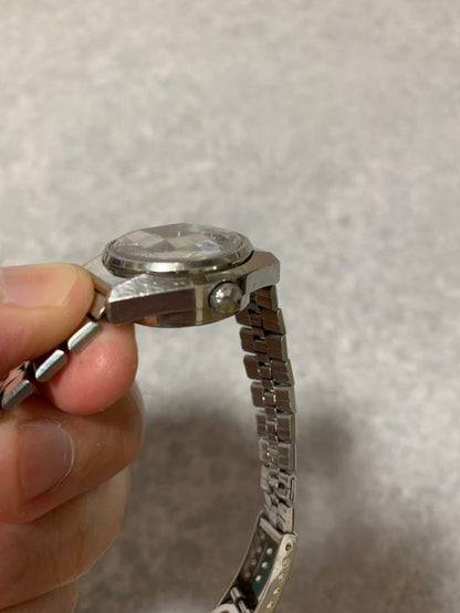 Seiko 2206-0410 Analog Mechanical (Manual) Women