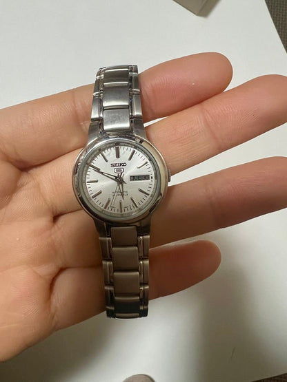 Analog Quartz Women