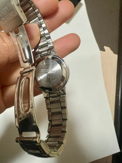 Analog Quartz Women