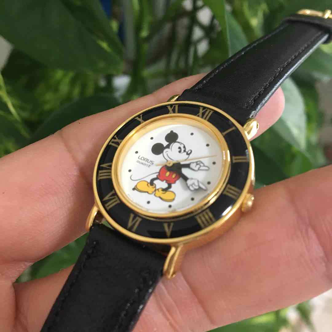 LORUS Disney Analog Quartz Women ロラス 希少 レトロ ミッキー Watch