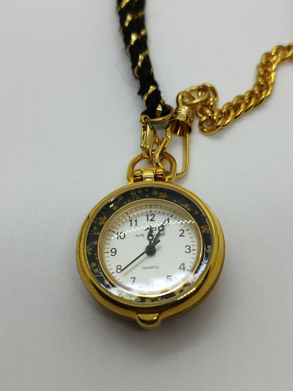 Analog Quartz Women